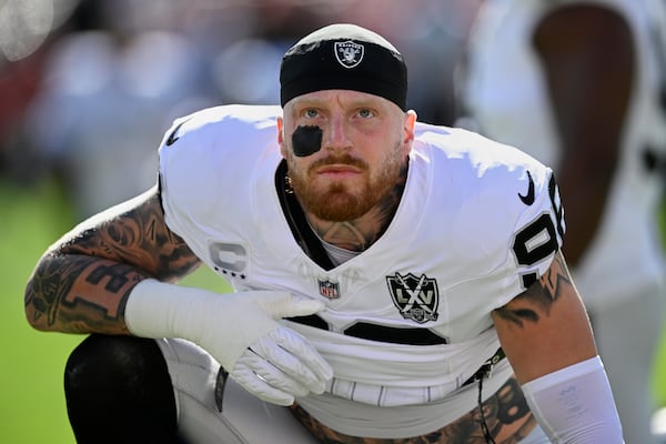 FILE - Las Vegas Raiders defensive end Maxx Crosby (98) warms up before an NFL football game against the Tampa Bay Buccaneers, Sunday, Dec. 8, 2024, in Tampa, Fla. (AP Photo/Phelan M. Ebenhack, File)