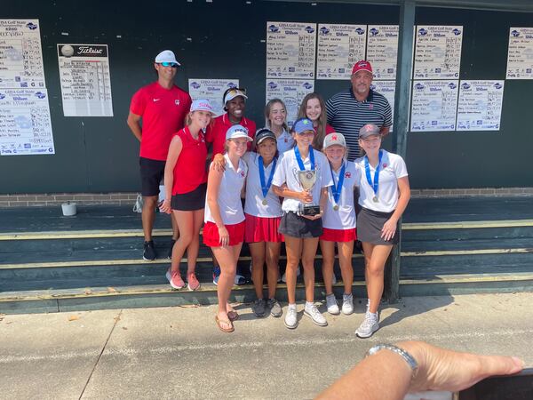 The Glynn Academy girls won the 2022 Class 6A girls golf championship.