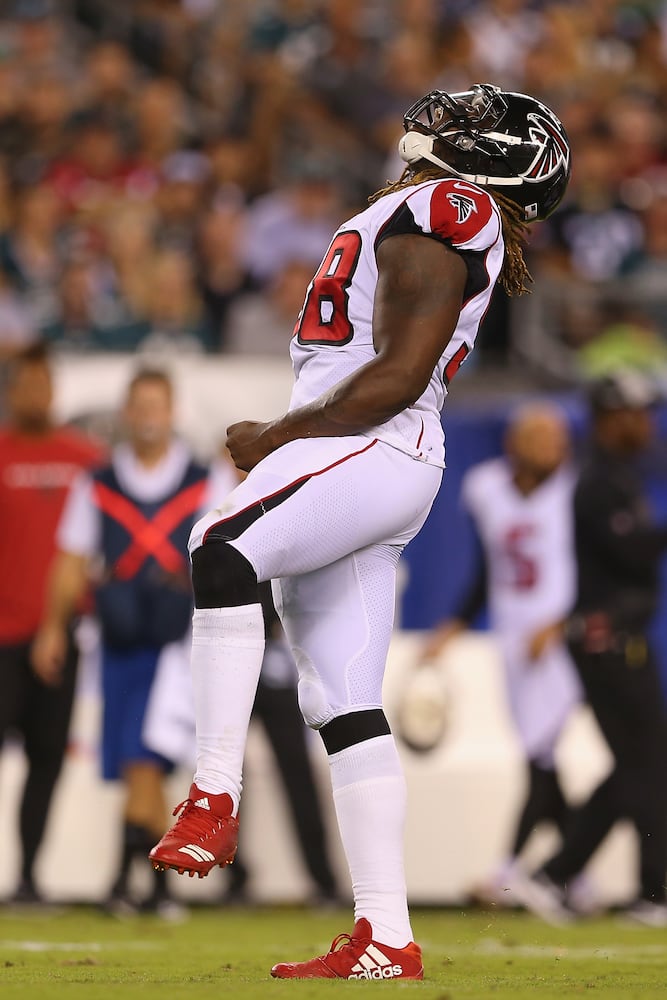 Photos: Falcons open season against Eagles