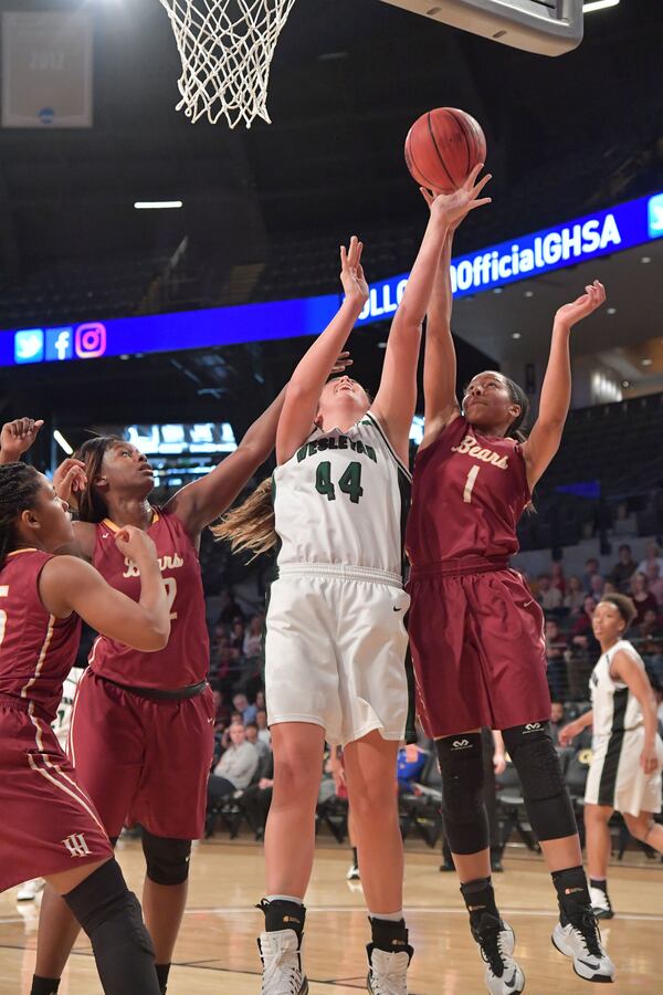  Wesleyan's Natalie Armstrong (44). (Hyosub Shin/AJC)