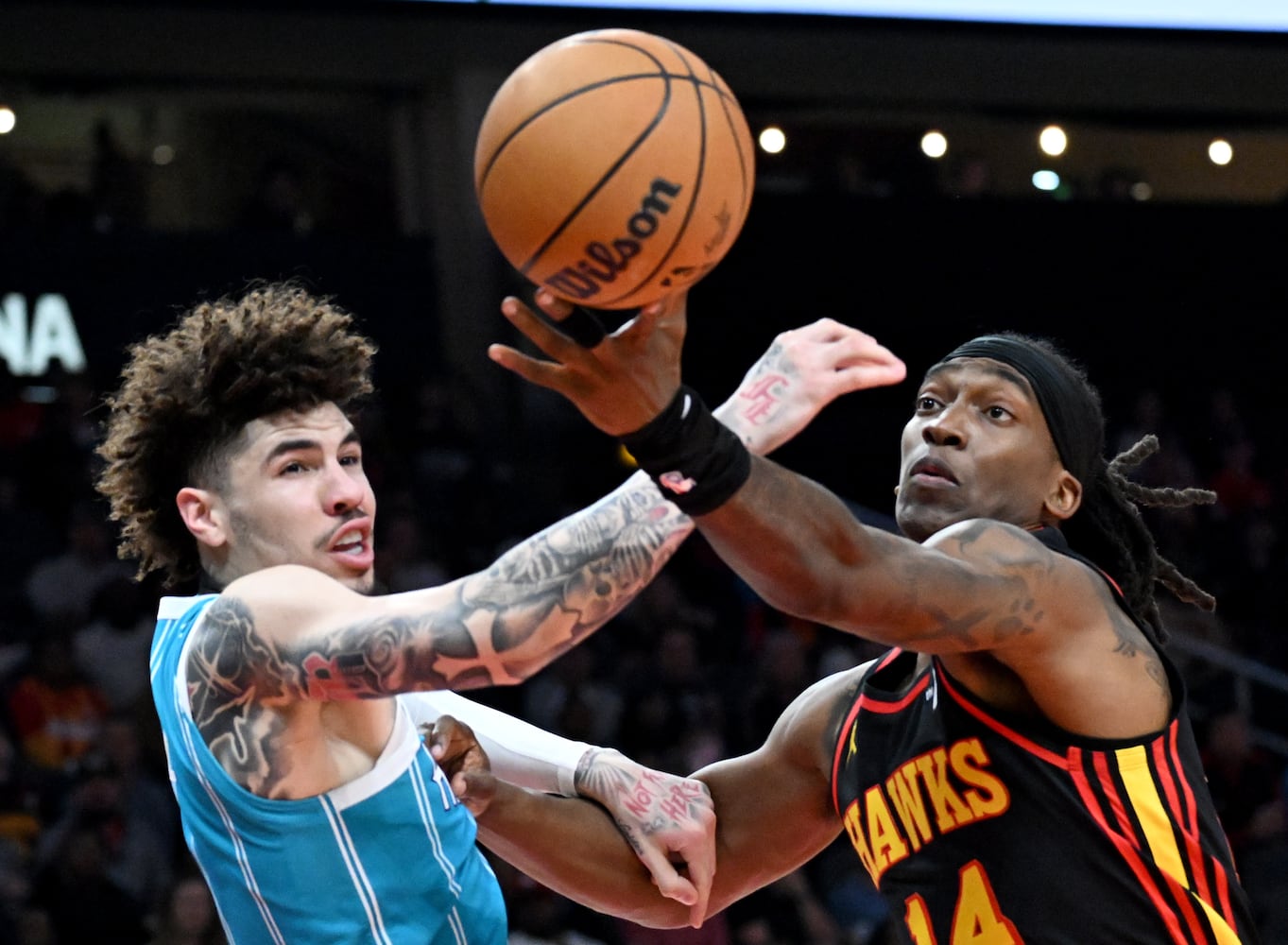 Hawks vs Hornets photo