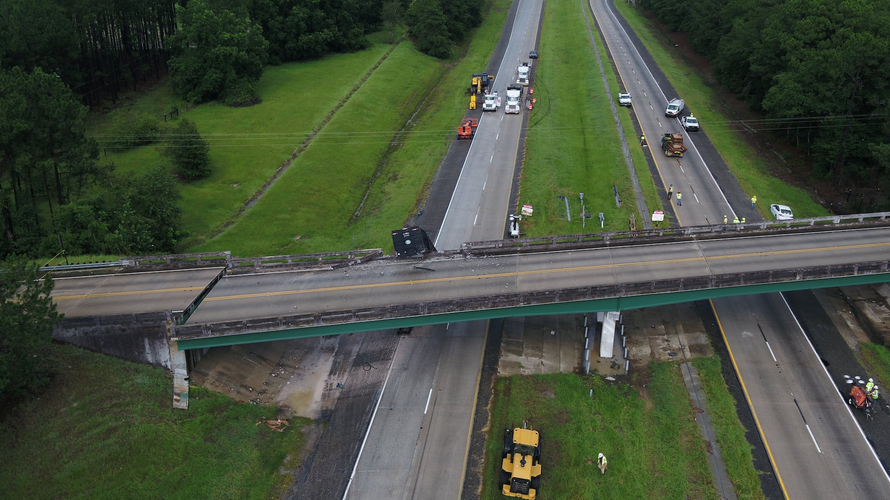 Aerial photos of I-16 crash site