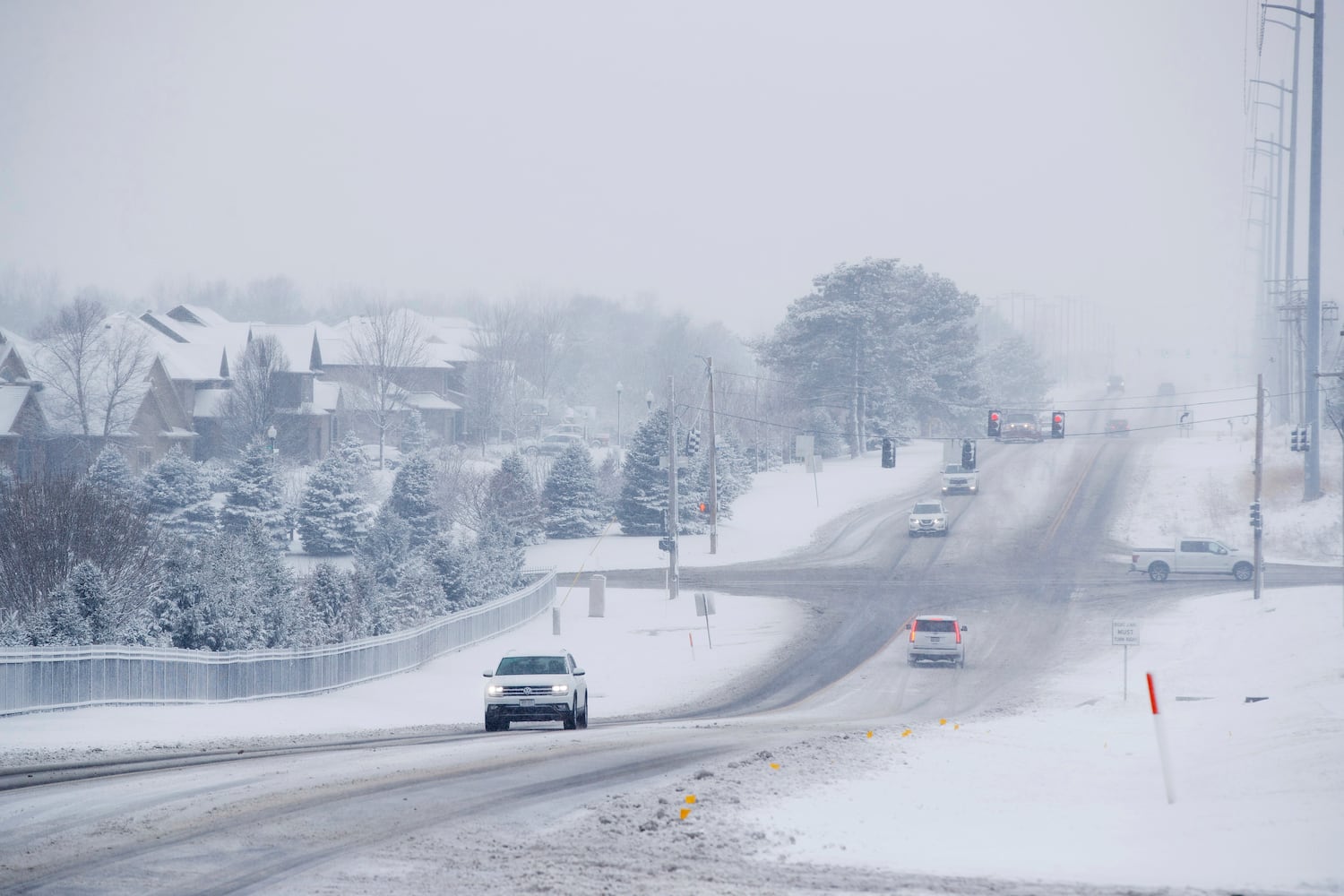 Photos: Deadly winter storm brings snow, ice to Midwest, Mid-Atlantic