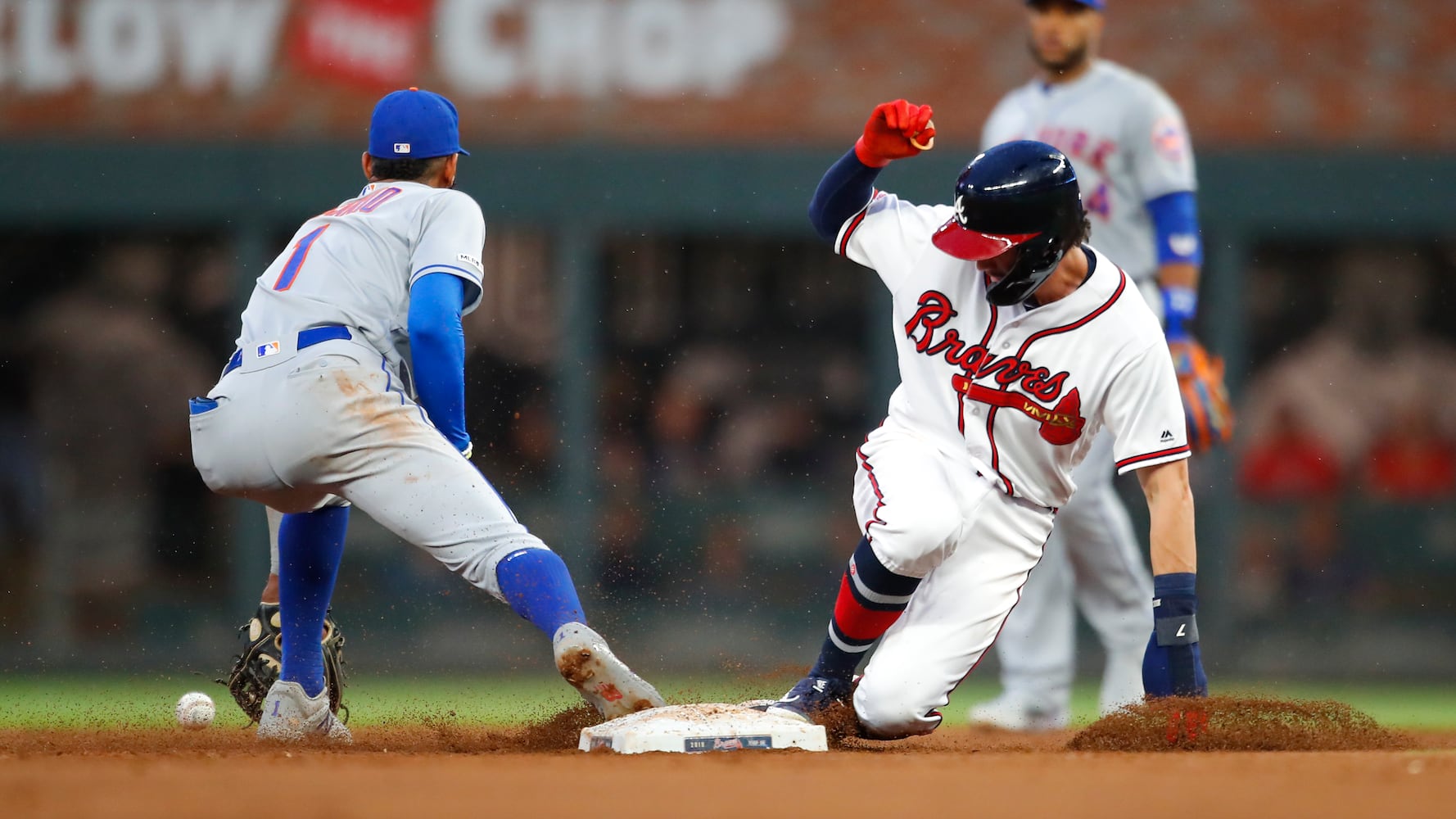 Photos: Braves pound Mets in series opener at SunTrust Park