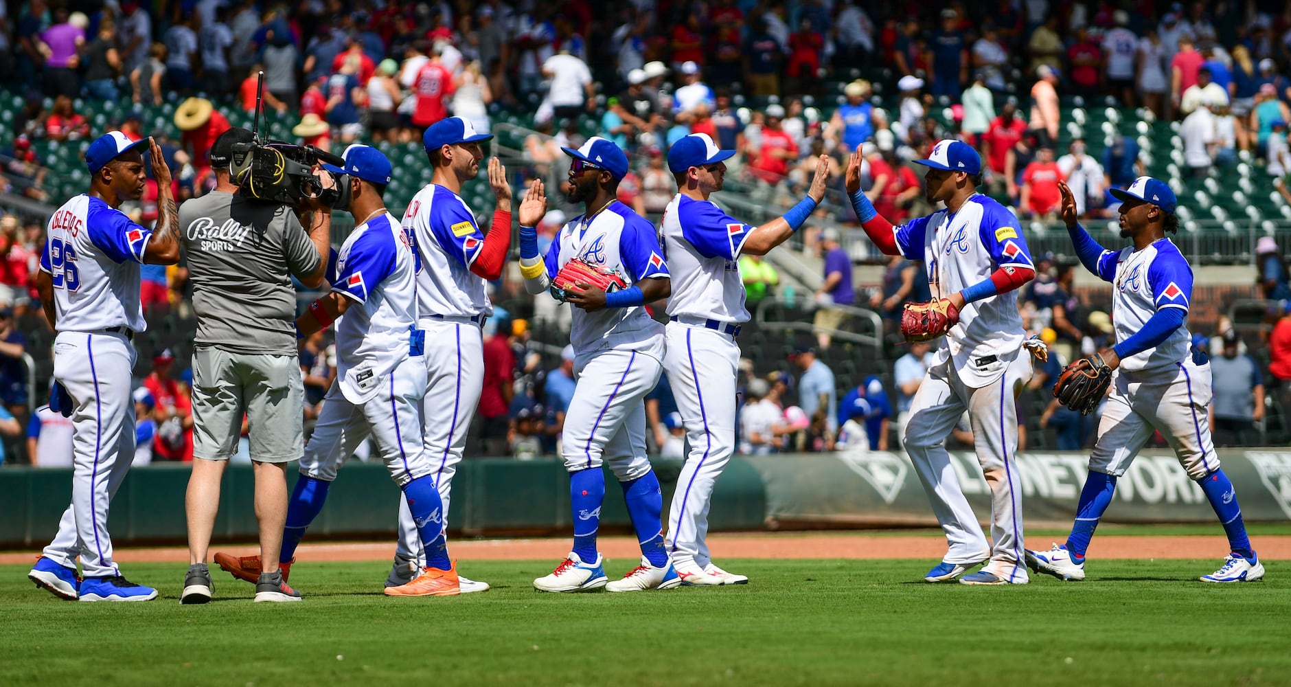 073123 BRAVES PHOTO