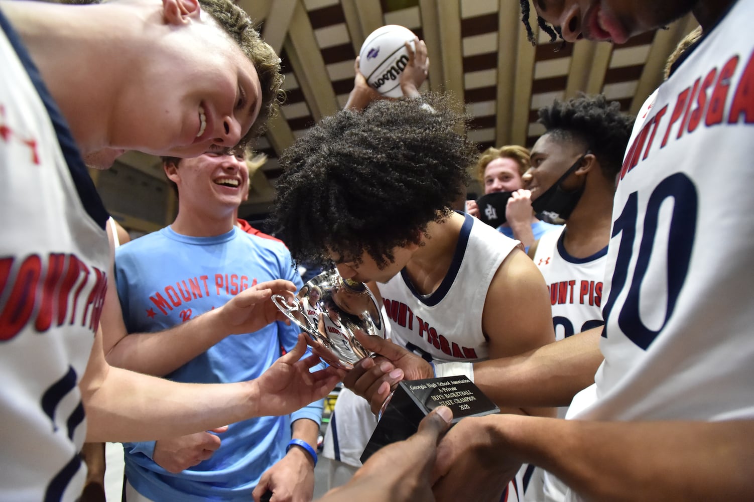 State basketball finals : Class A Private boys -- Holy Innocents vs. Mt. Pisgah