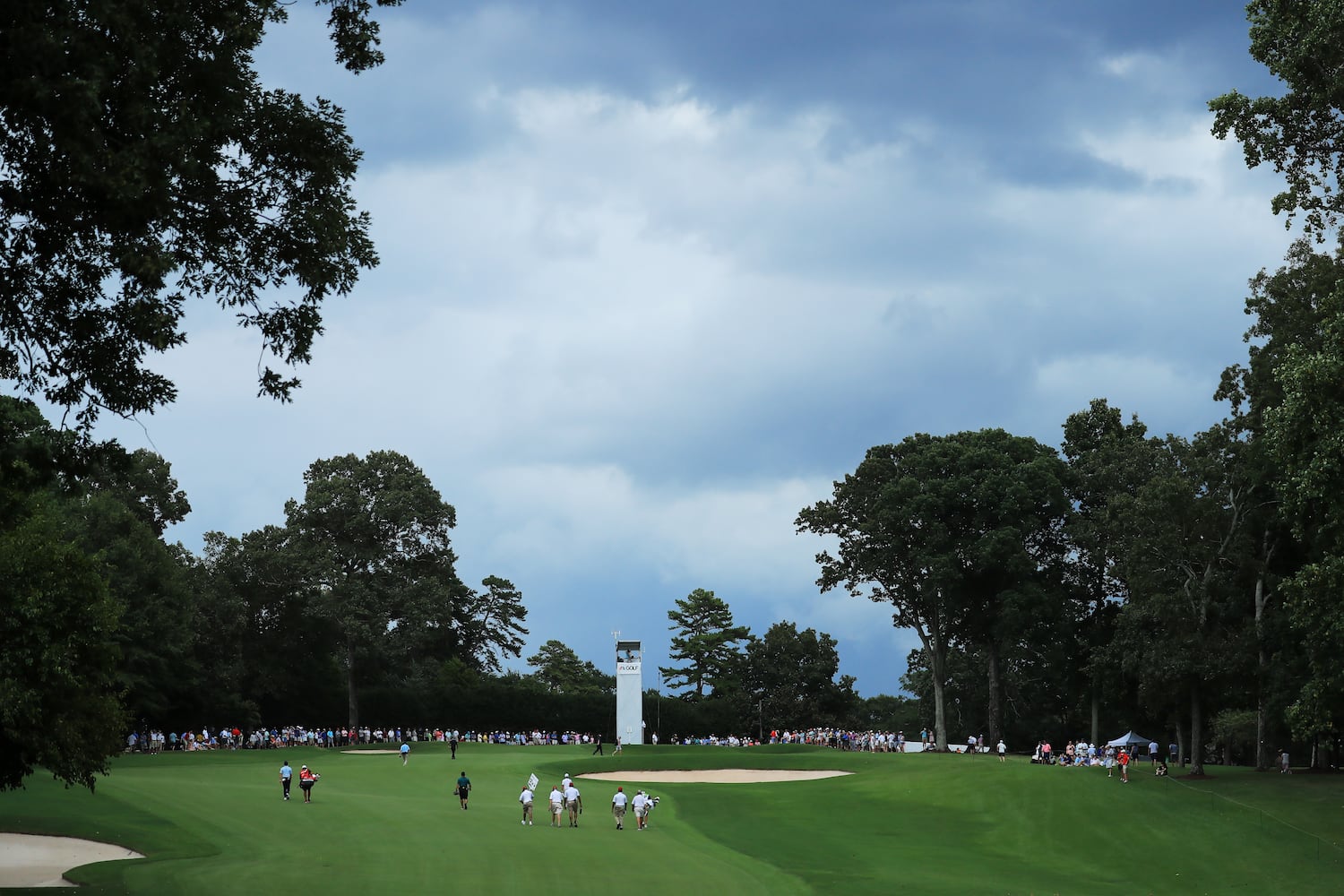 Photos: Lightning strikes during third round of Tour Championship