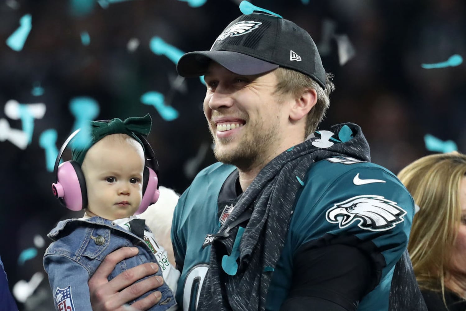 eagles beat patriots to win super bowl