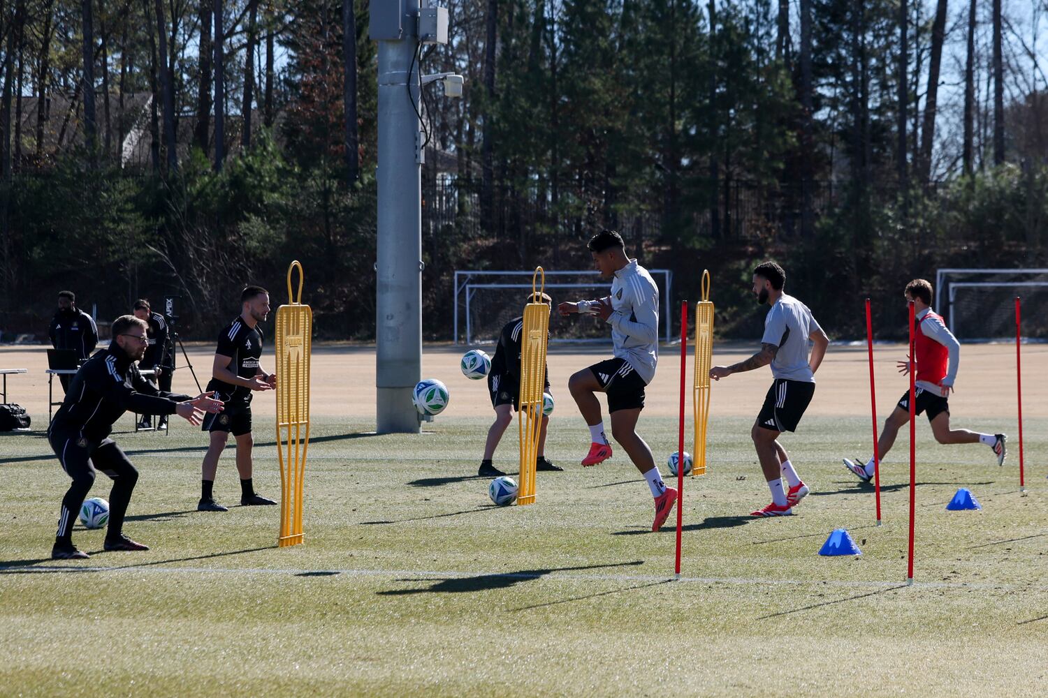 0111825 atl united practice photos