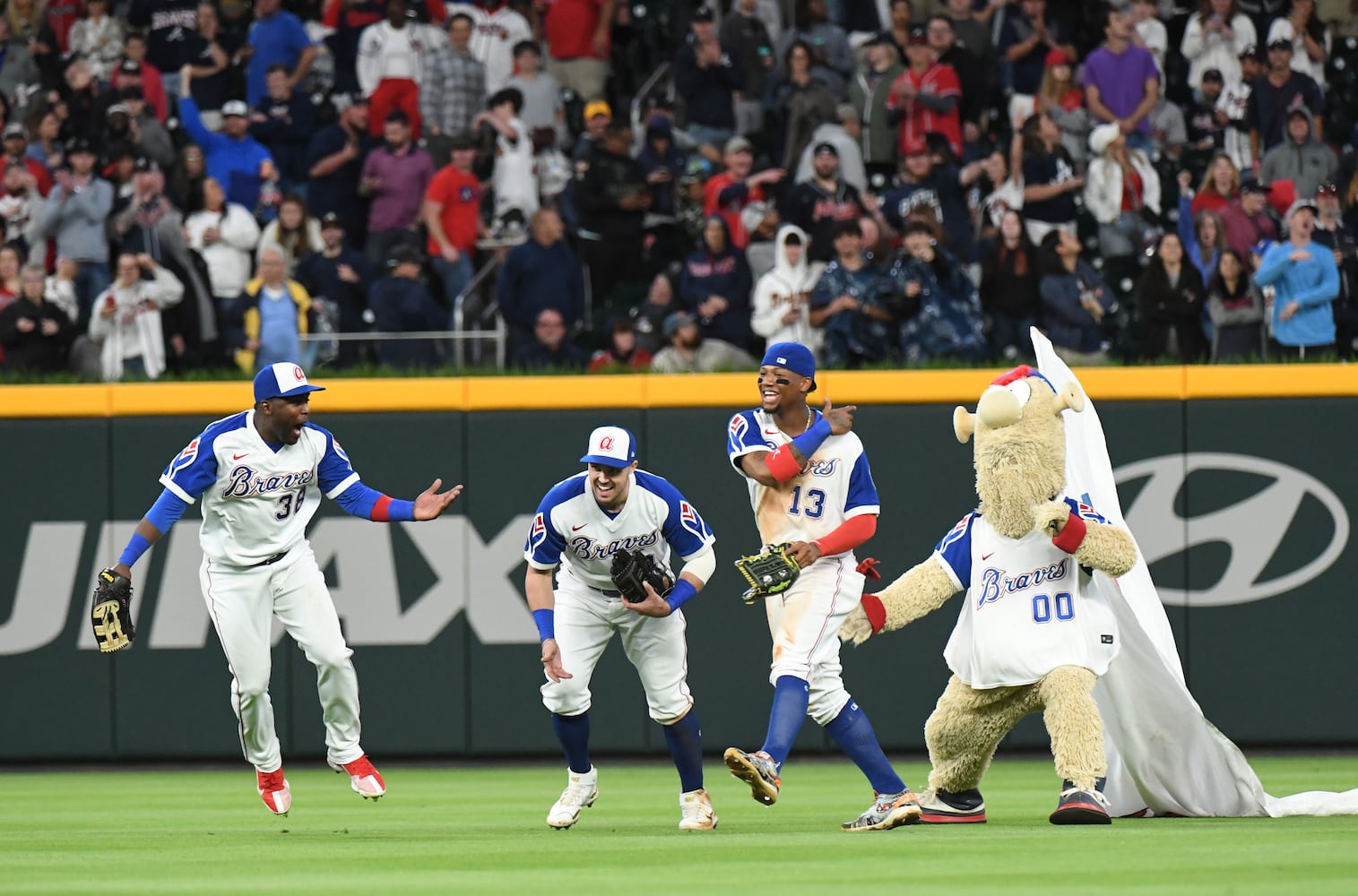 Braves-Brewers photo