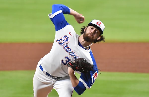 Braves starting pitcher Ian Anderson delivers. (Hyosub Shin / Hyosub.Shin@ajc.com)