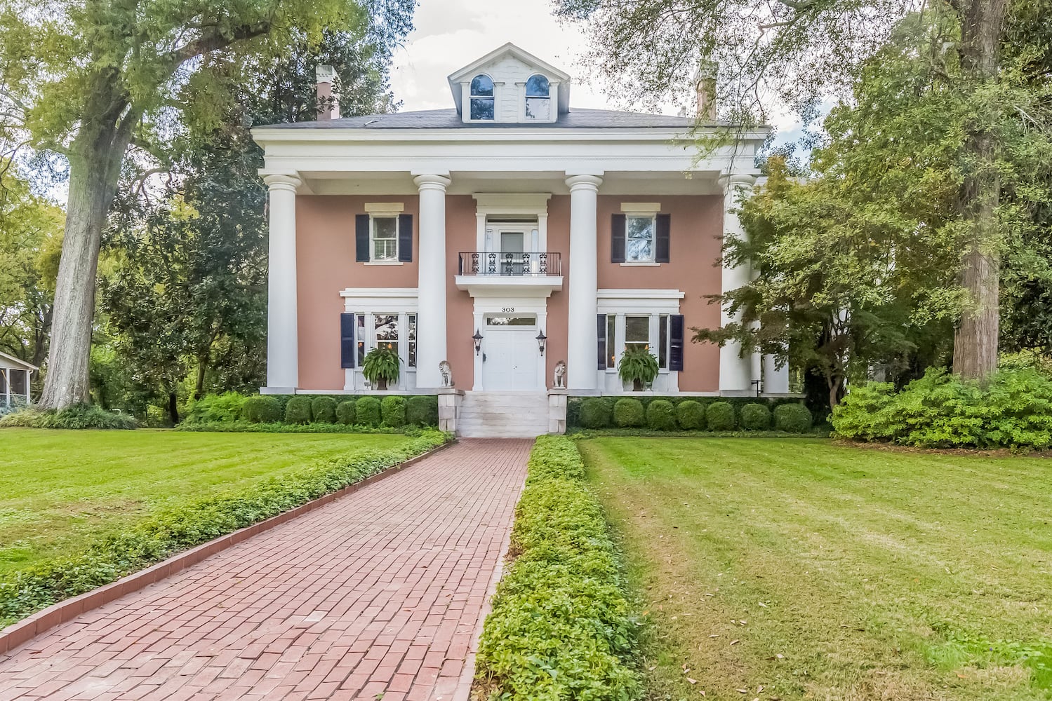 PHOTOS: $2.9M for Greek Revival mansion blocks from Marietta Square