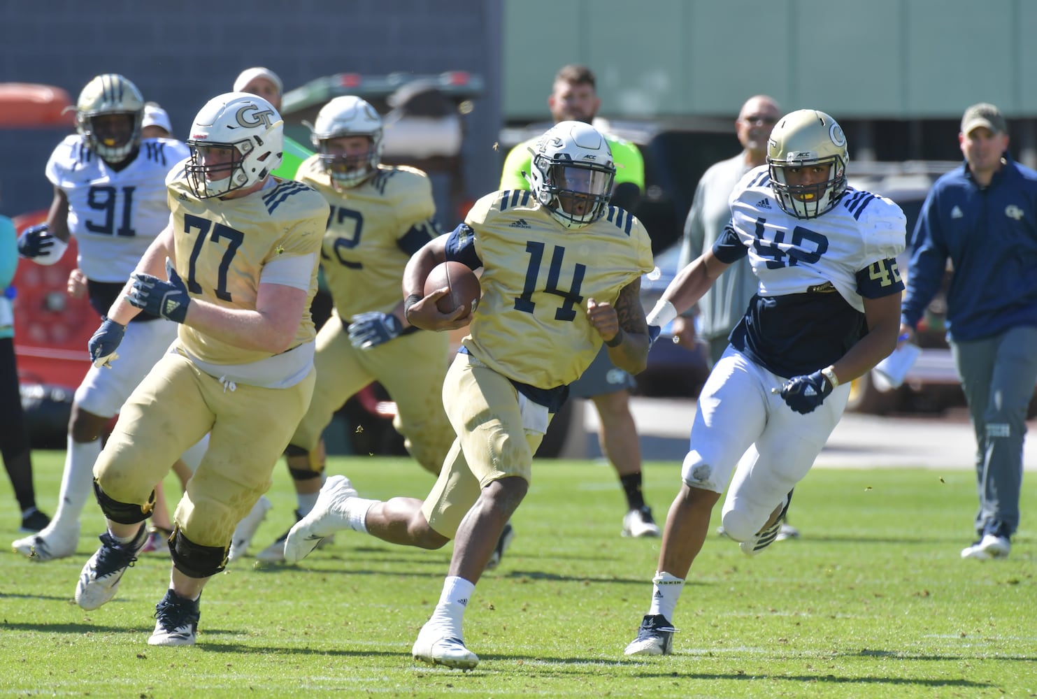 Photos: Georgia Tech puts on the pads at spring practice