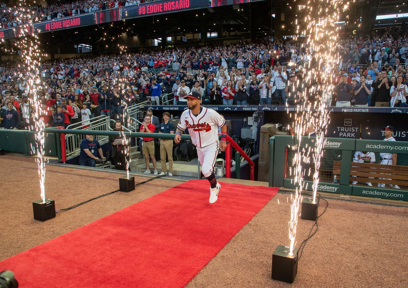 Braves-Reds photo