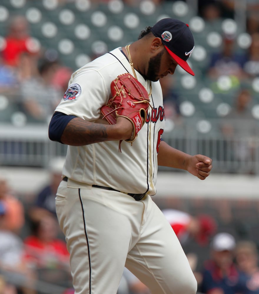 Photos: The Freeze, Phillies prevail in Braves’ final home game