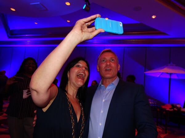 Mara Davis of "Atlanta Eats" takes a self with Sam Champion. CREDIT: Rodney Ho/rho@ajc.com