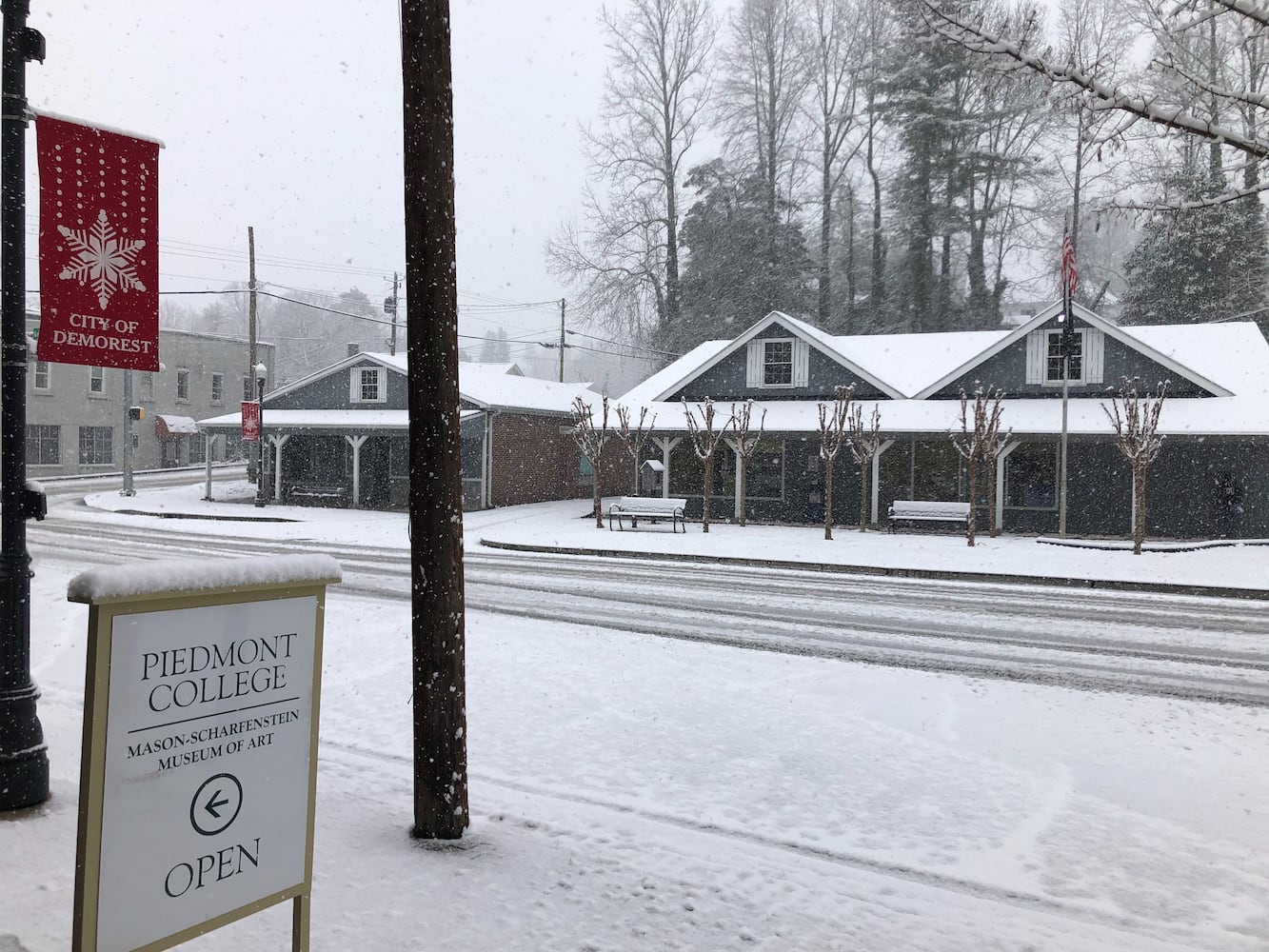 PHOTOS: Snow scenes in metro Atlanta, North Georgia