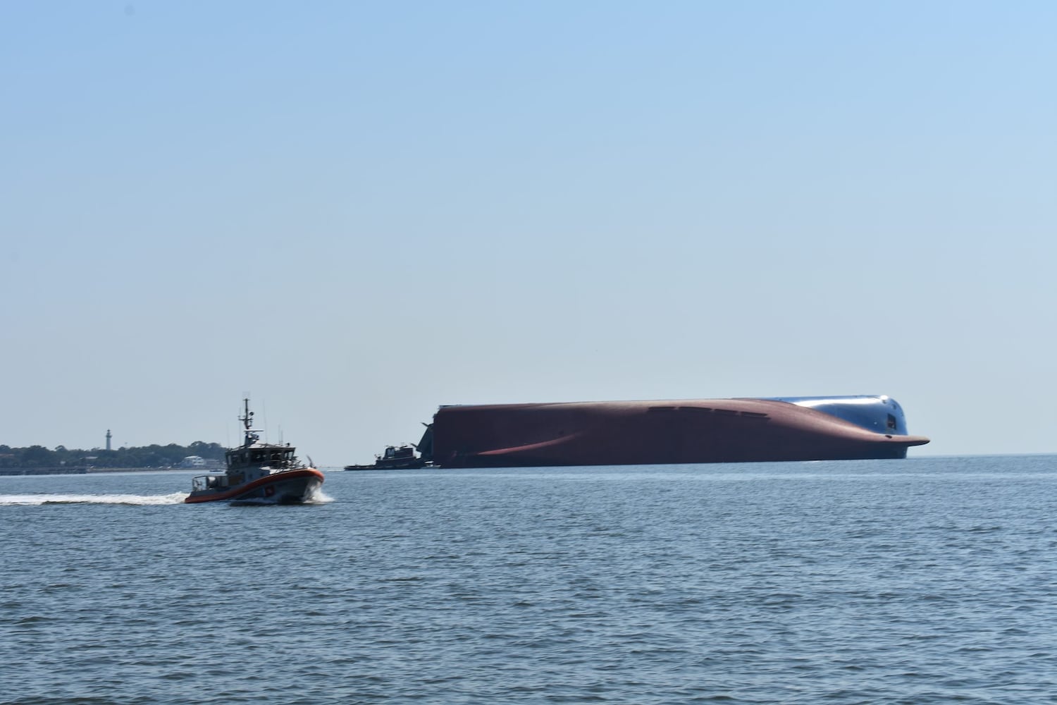 Ship capsizes off Georgia coast