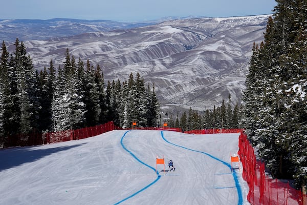 Lindsey Vonn starts a women's World Cup downhill training run, Wednesday, Dec. 11, 2024, in Beaver Creek, Colo. (AP Photo/John Locher)