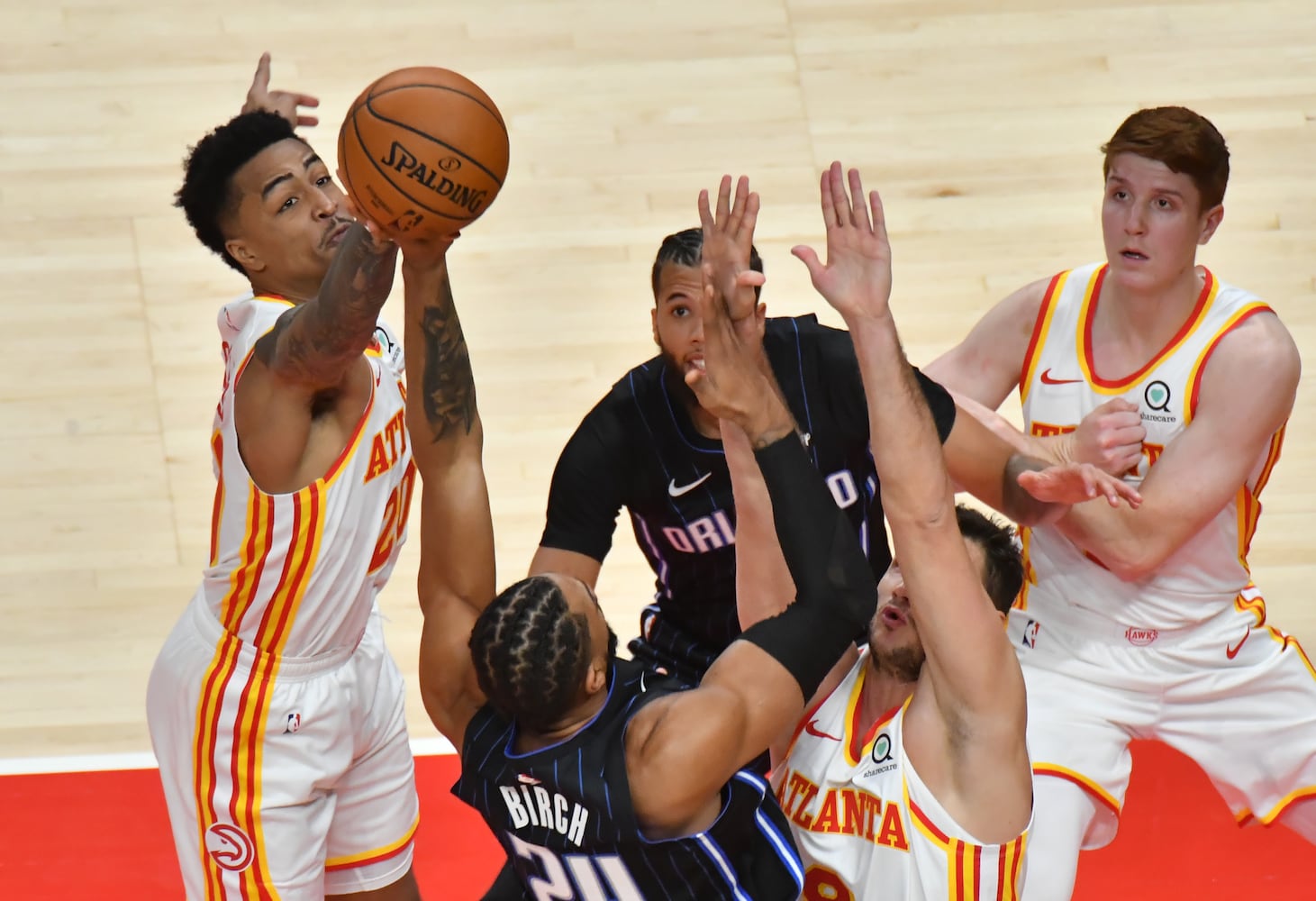 Hawks-Magic exhibition photo