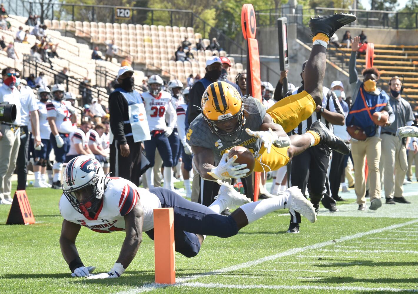 Kennesaw-Robert Morris football photo