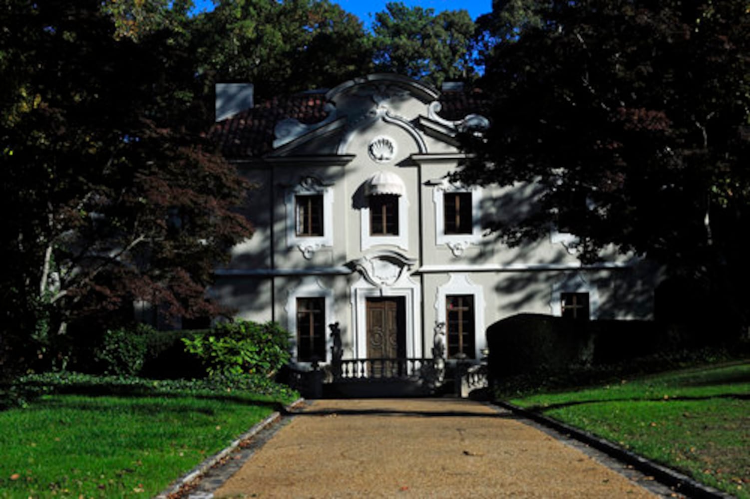 Pink Palace restored to former glory