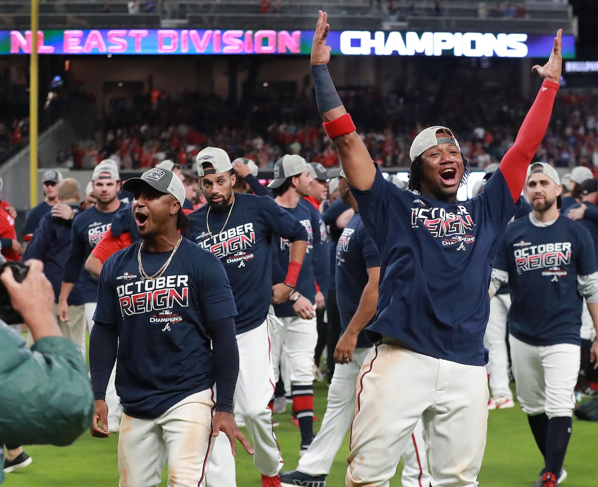 Photos: Braves beat Giants, win East title