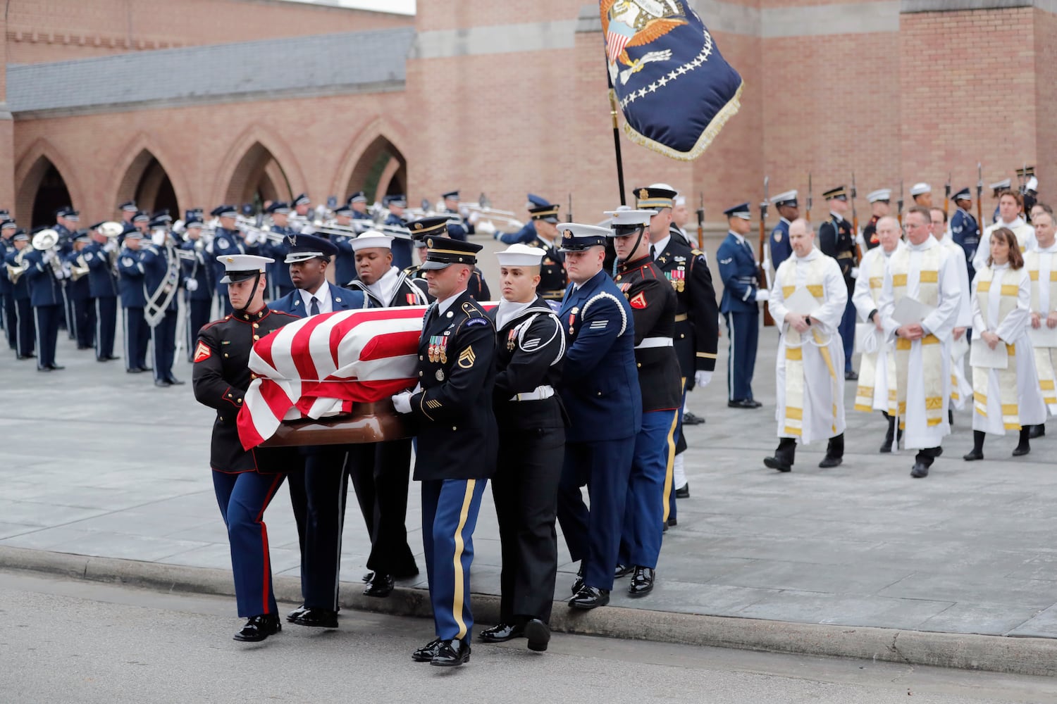 Photos: Mourners say goodbye to President George H.W. Bush in Houston