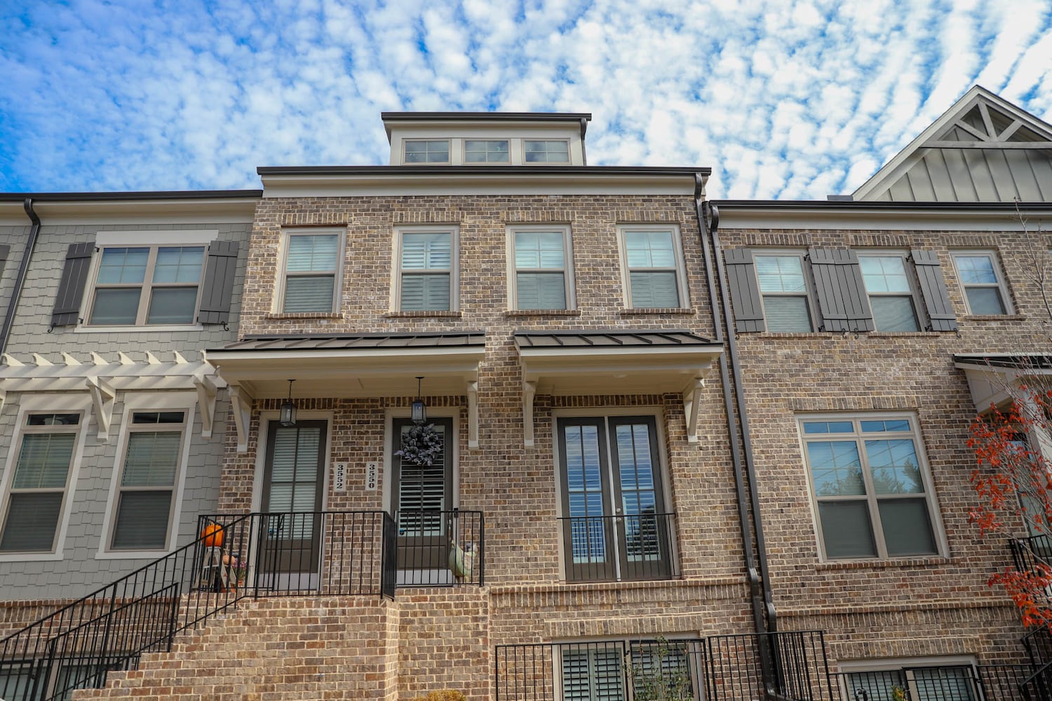 Photos: Brookhaven townhome shows off couple’s wondrous spirit, contemporary style