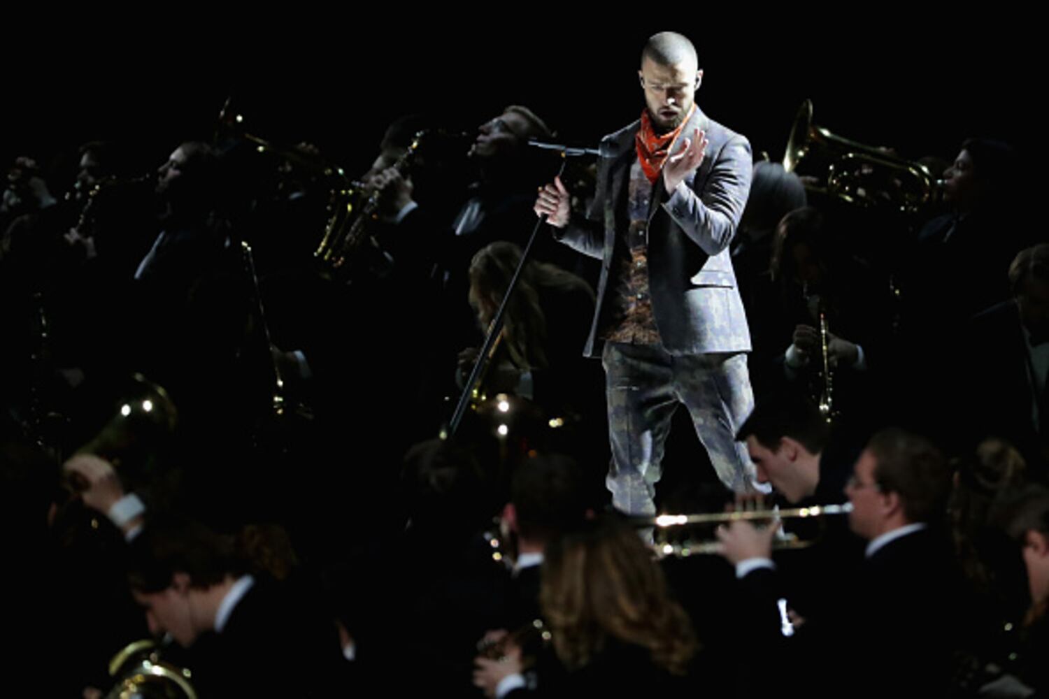 Photos: Justin Timberlake performs at Super Bowl 2018 Halftime