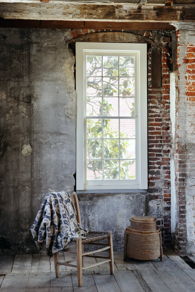 Former slave cabins: Owens Thomas House