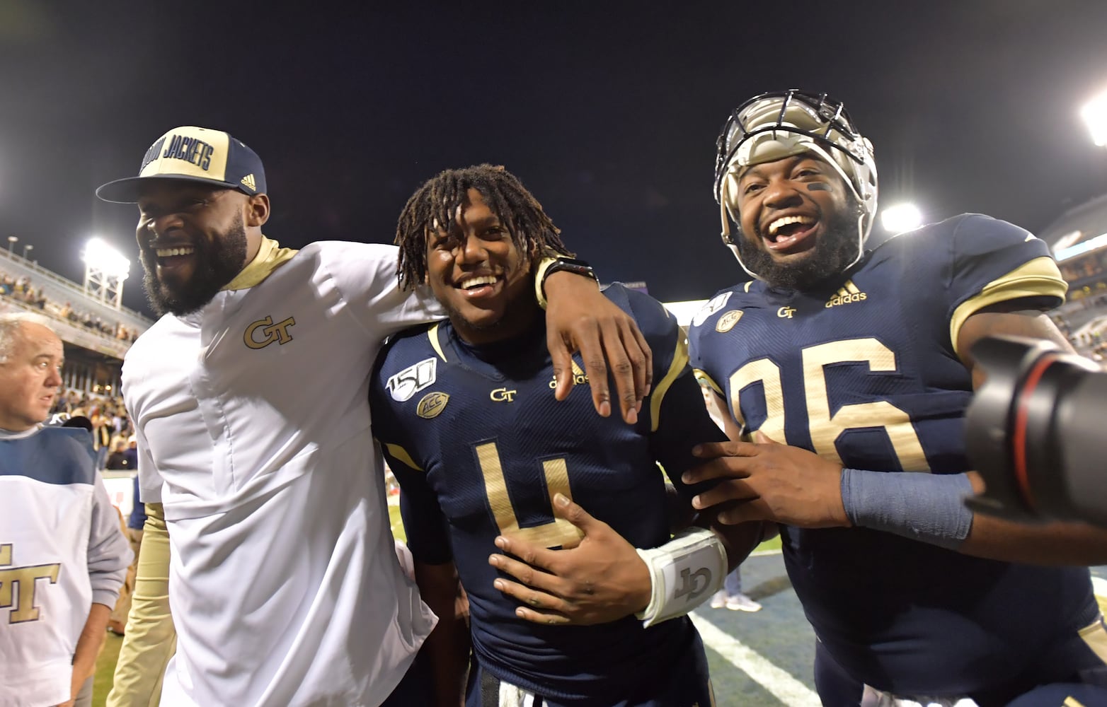 Photos: Jackets hold on, edge N.C. State