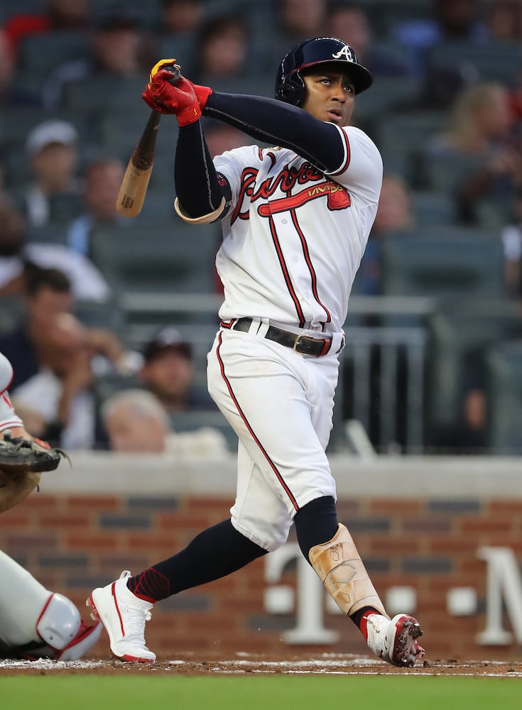 Photos: Braves try to rebound against the Phillies