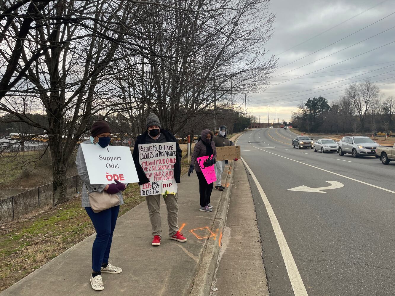 DeKalb teachers protest school reopening plans