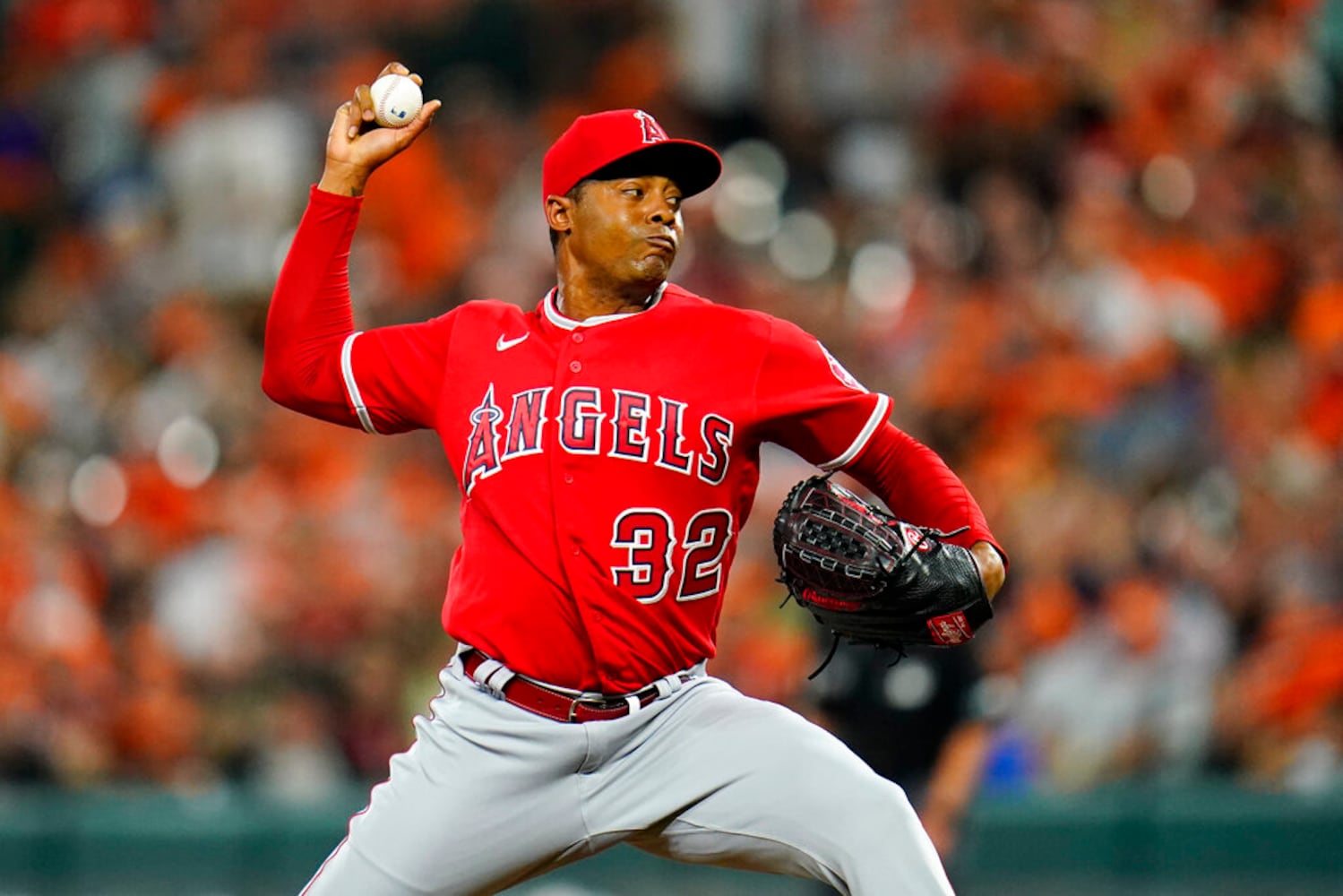 Raisel Iglesias for AJC