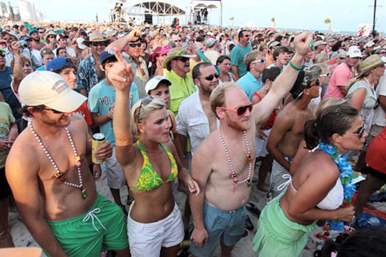 Jimmy Buffett concert benefits the Gulf