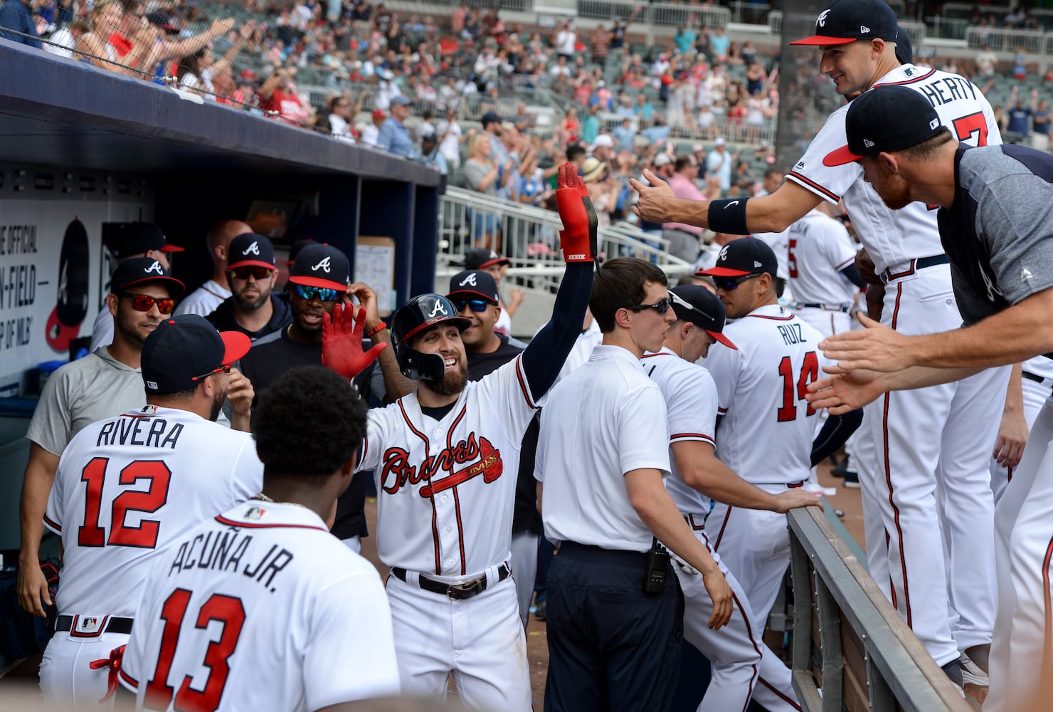 Photos: Braves beat the Phillies, sew up NL East title