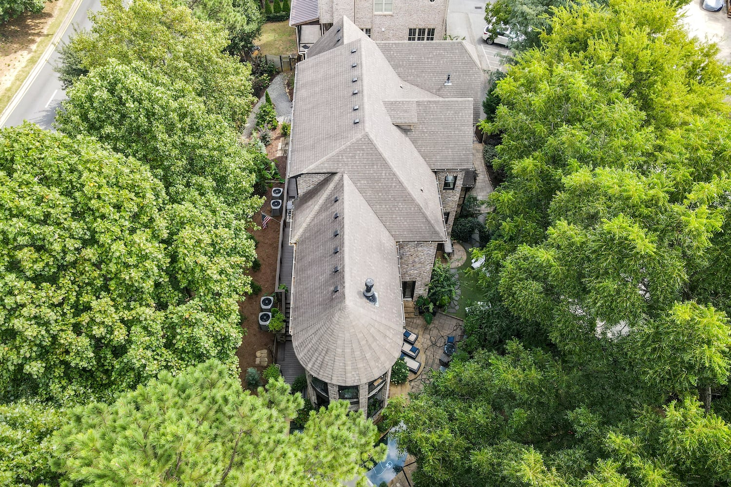 Photos: $1.9M gets you two owner’s suites, heated pool in Old Fourth Ward