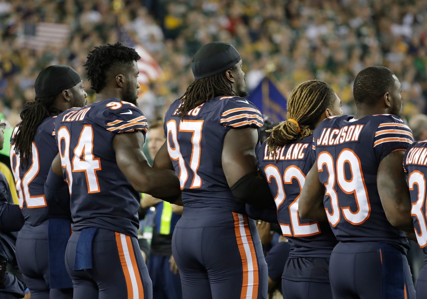 How  Packers, Bears handled national anthem