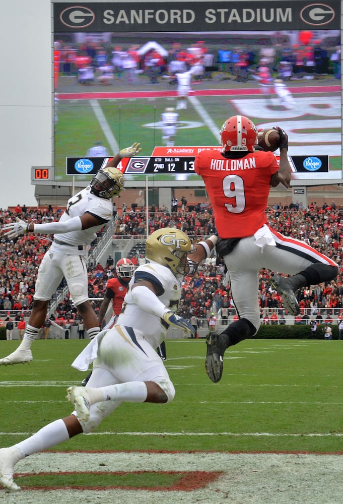 Photos: Bulldogs rout Georgia Tech, improve to 11-1