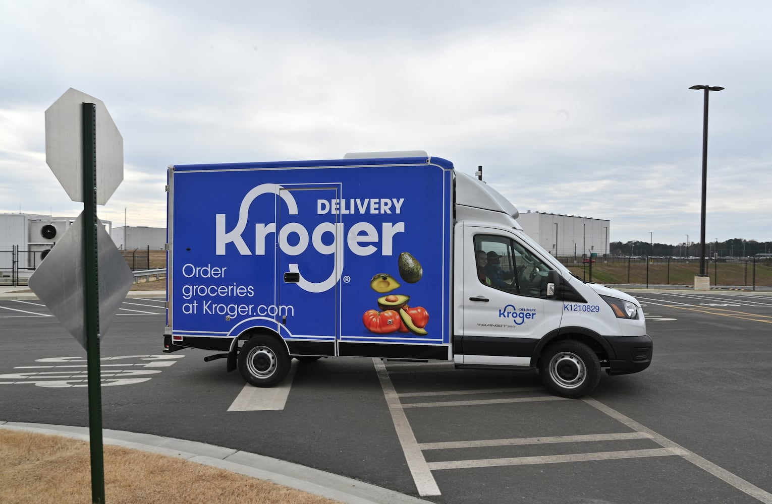 Kroger launches delivery service from Forest Park fulfillment center