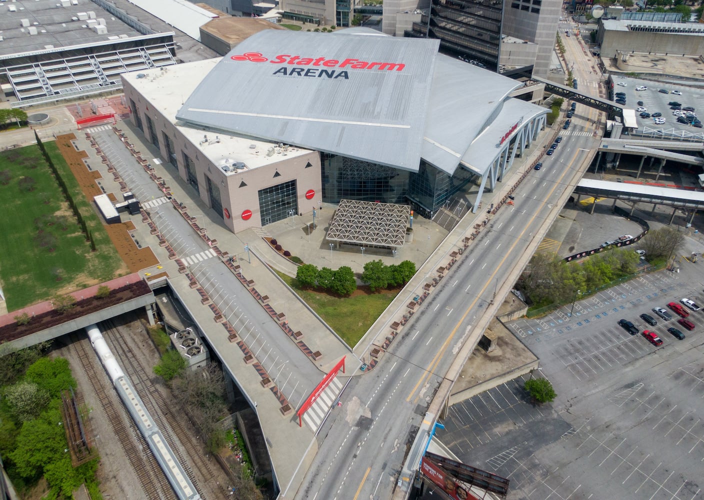 Photos: All quiet at the site for the Final Four