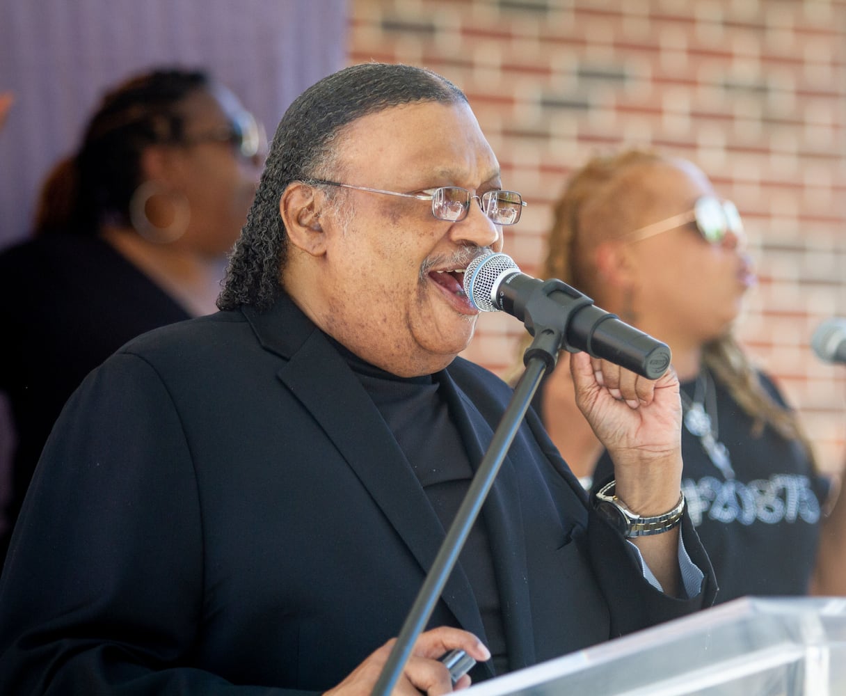 PHOTOS: Drive-thru service at New Beginning Full Gospel Baptist Church