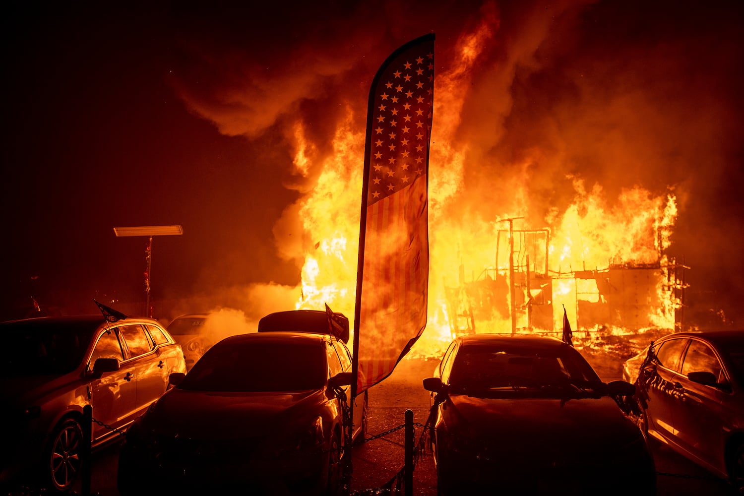 Photos: Deadly wildfires blaze through northern, southern California