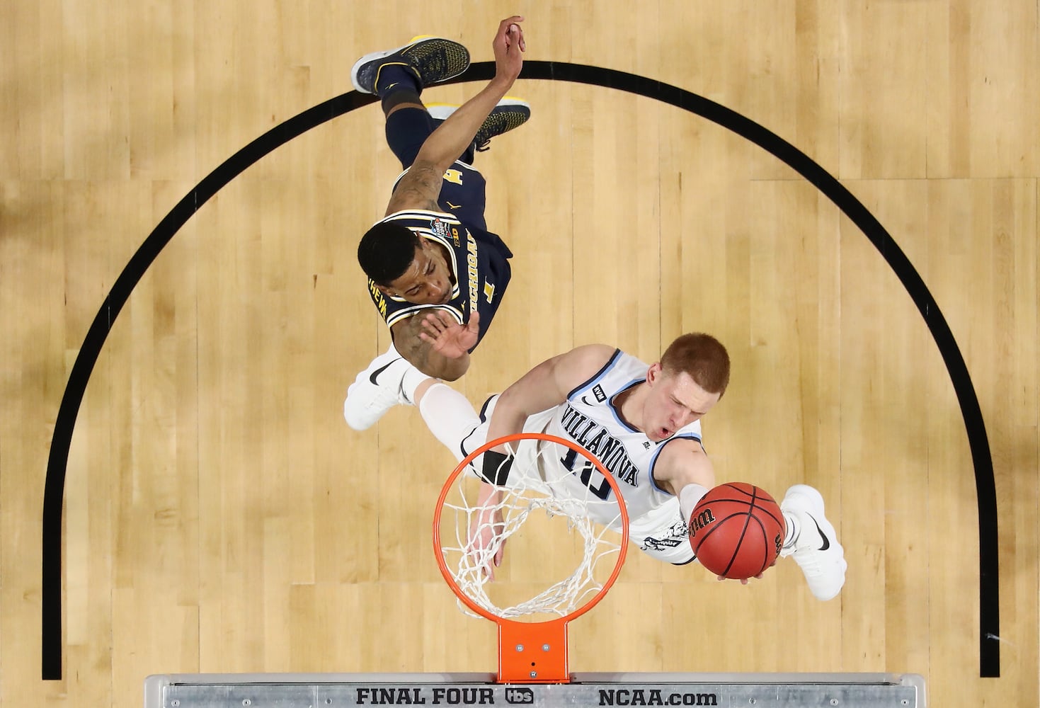 Villanova beats Michigan in NCAA championship game