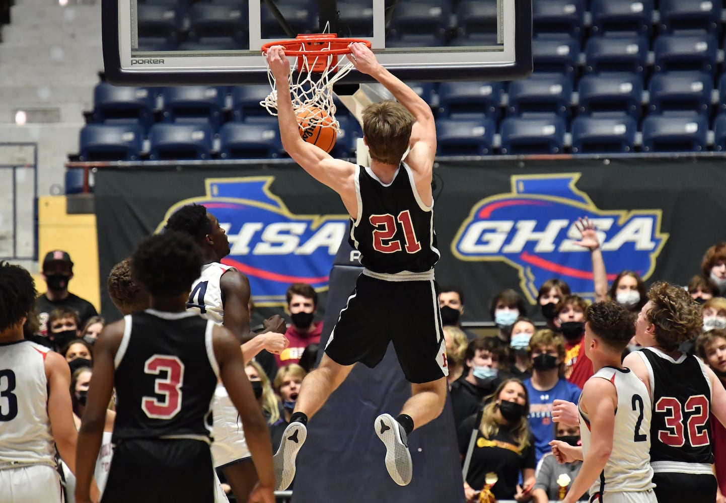 State basketball finals : Class A Private boys -- Holy Innocents vs. Mt. Pisgah