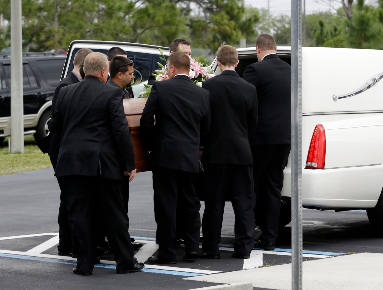 Family, friends attend Mindy McCready funeral