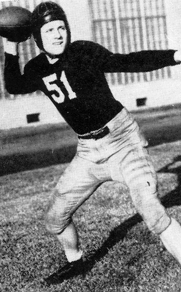 As a player at Georgia Tech, Frank Broyles was a starting quarterback.