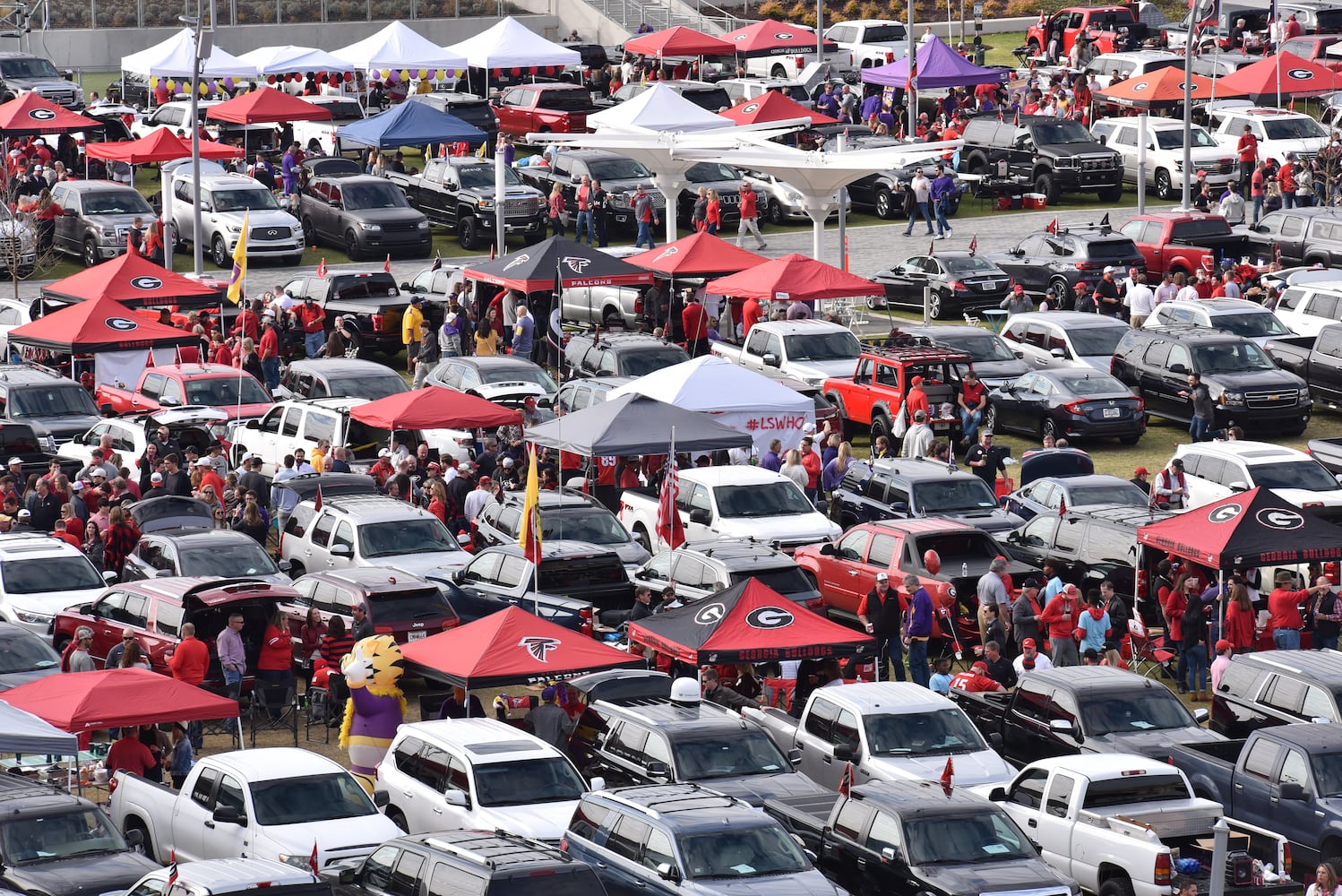 Photos: The scene at the SEC Championship game Saturday