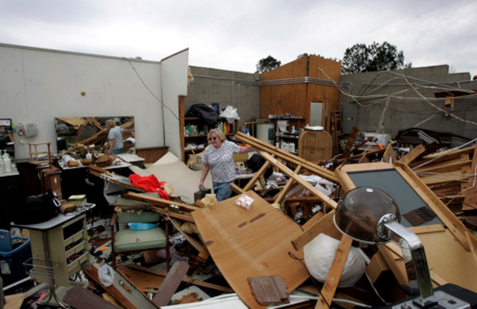 Americus says goodbye to hospital damaged by tornado